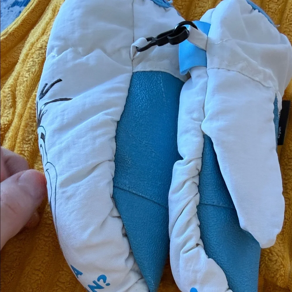 3M Thinsulate White and Blue Mittens